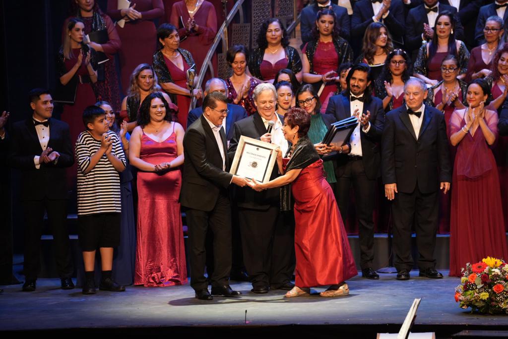 $!Celebra el Coro Ángela Peralta sus 30 años de fundación con un concierto de lujo