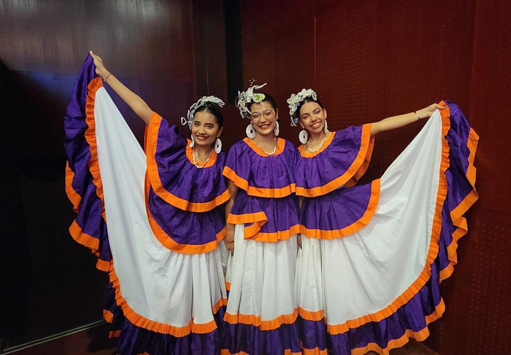 $!¡Lo logran! Mazatlecas ganan primer lugar en Rumania con proyecto científico