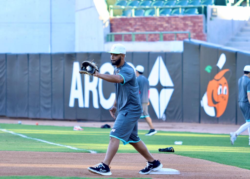 $!Naranjeros de México intensifica prácticas en el ‘Fernando Valenzuela’, de cara a la Serie del Caribe