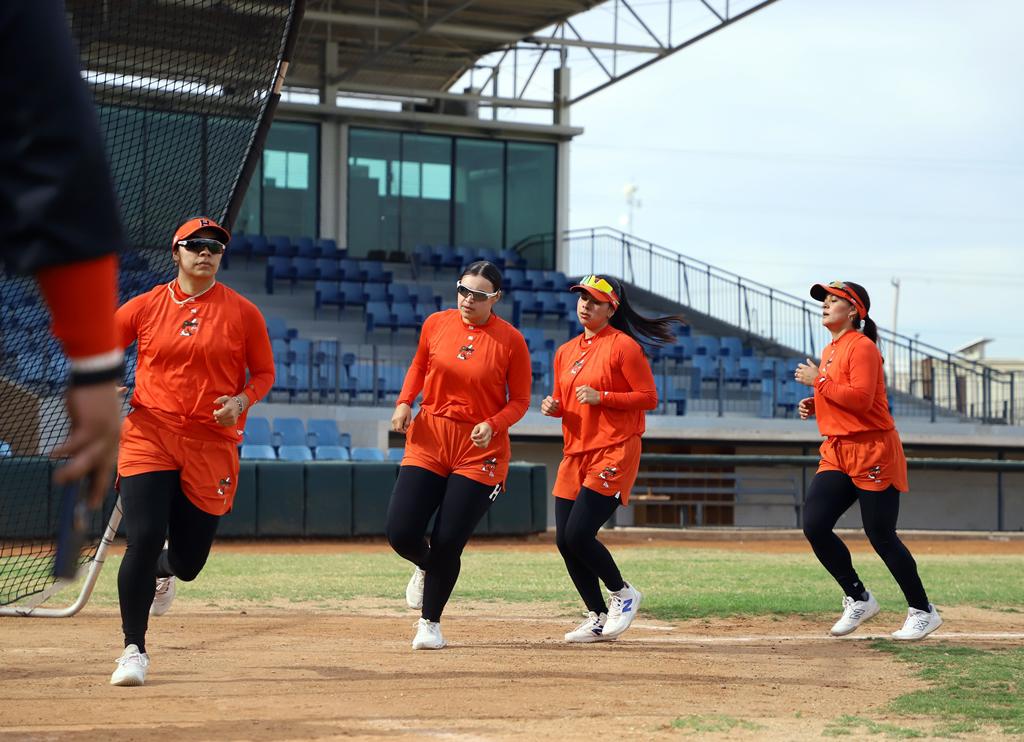 $!Arrancó la pretemporada de Naranjeros Softbol Femenil