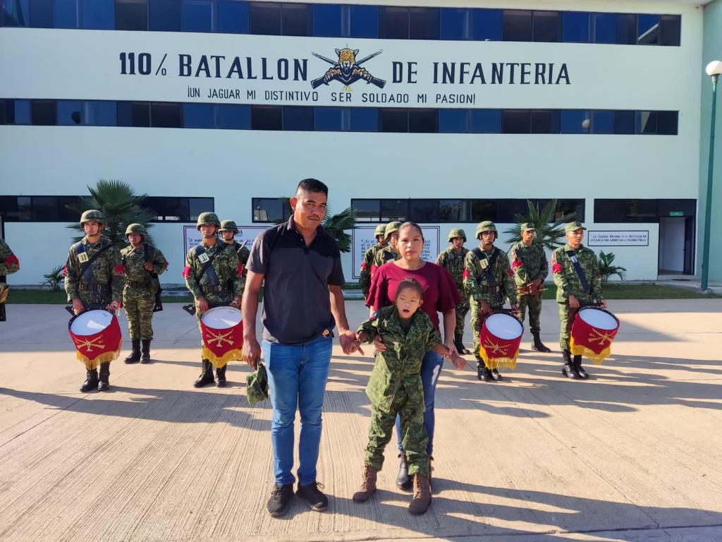 $!Niños participan en la actividad Soldado por un Día organizada por la Sedena