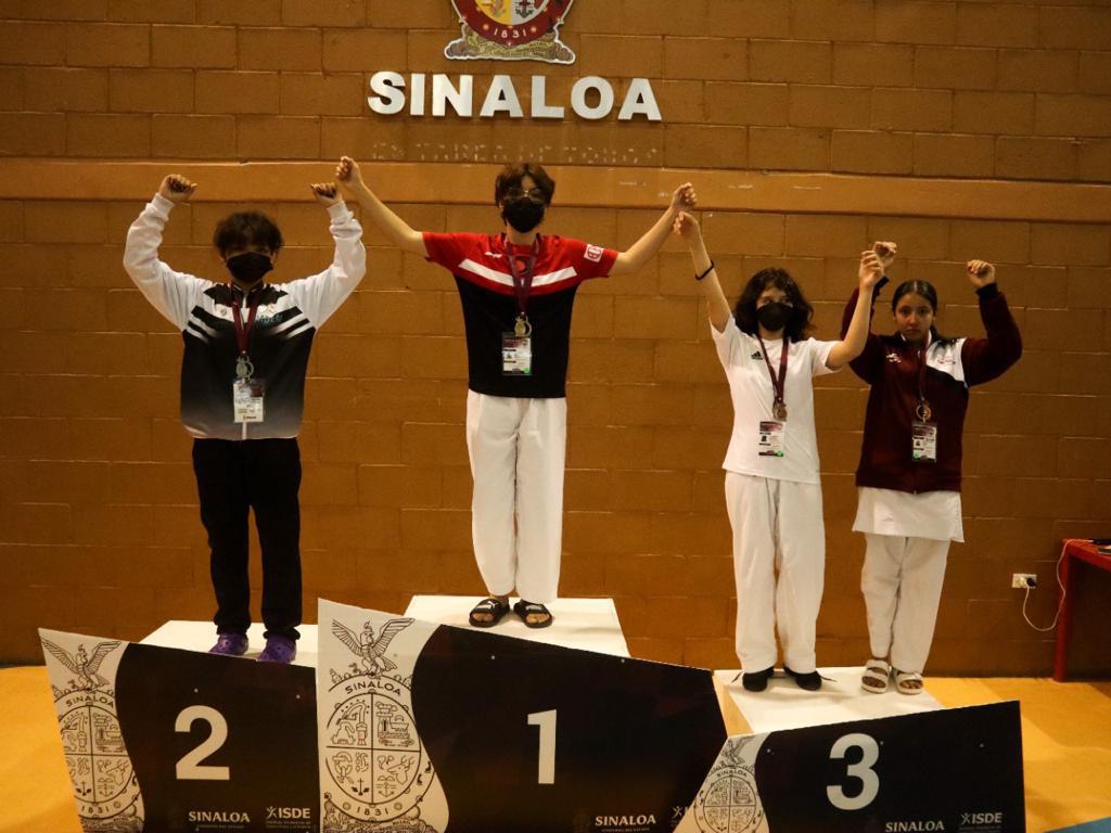 $!Mazatlán y Culiacán dominan el karate en el Estatal de los Juegos Conade