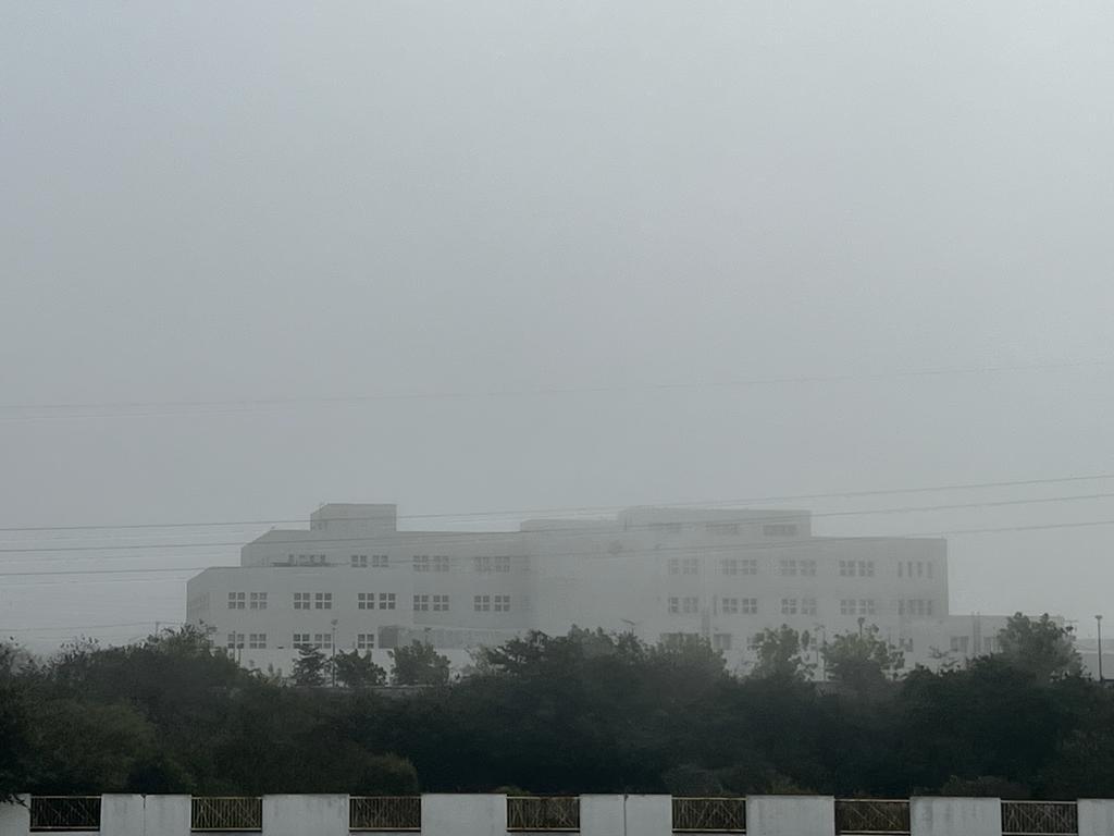 $!Mazatlán amanece frío y con neblina