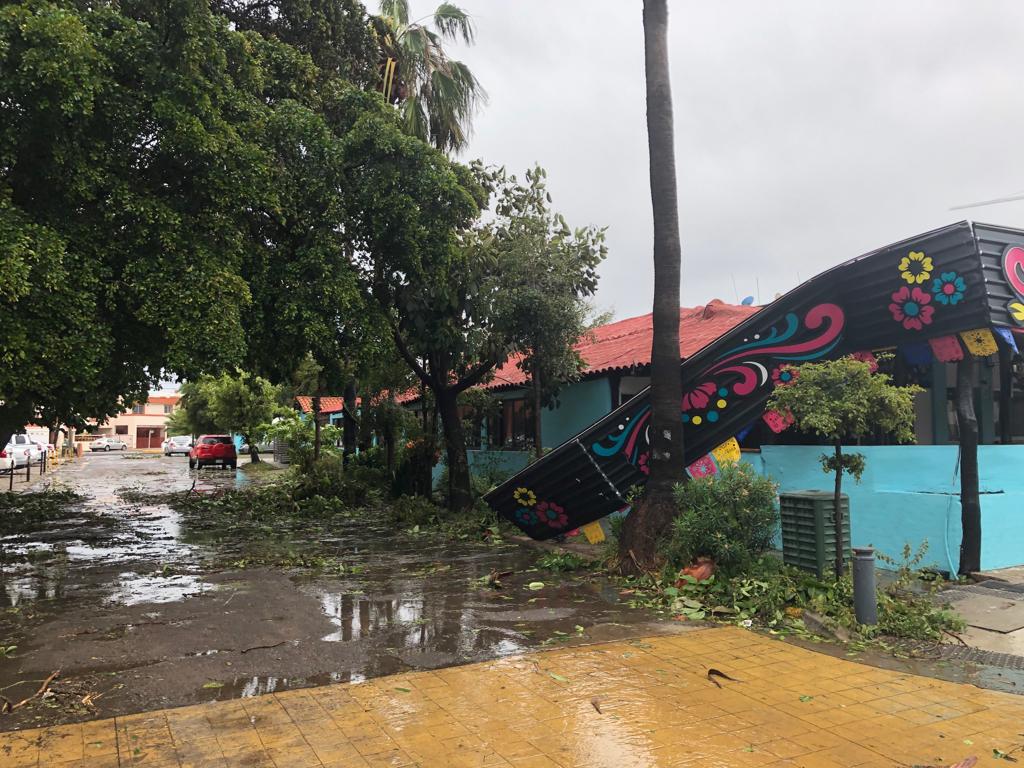 $!Durante el impacto del huracán Pamela, en Mazatlán fueron evacuadas 253 personas; ya volvieron a sus casas