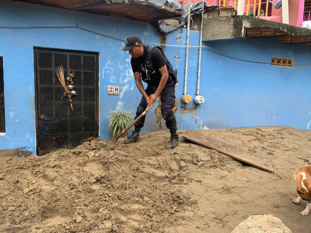 $!Sube a tres los muertos en Nayarit por el paso del huracán Roslyn; además de cuantiosos daños