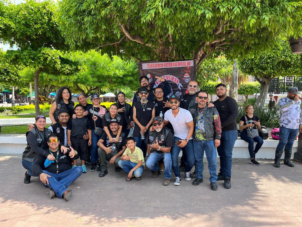 $!Motociclistas del sur de Sinaloa exhortan a conducir de manera responsable