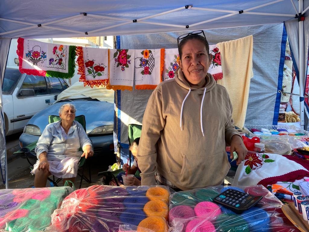$!Tras jubilarse, Adela halla en el bordado su pasatiempo favorito