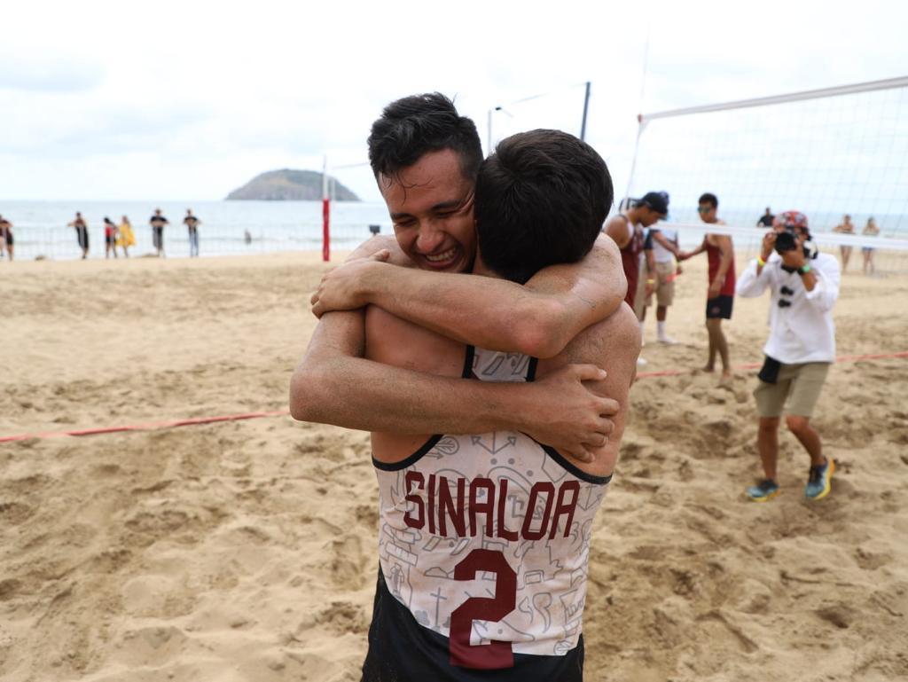 $!Sinaloa se impone con 3 oros en voleibol de playa