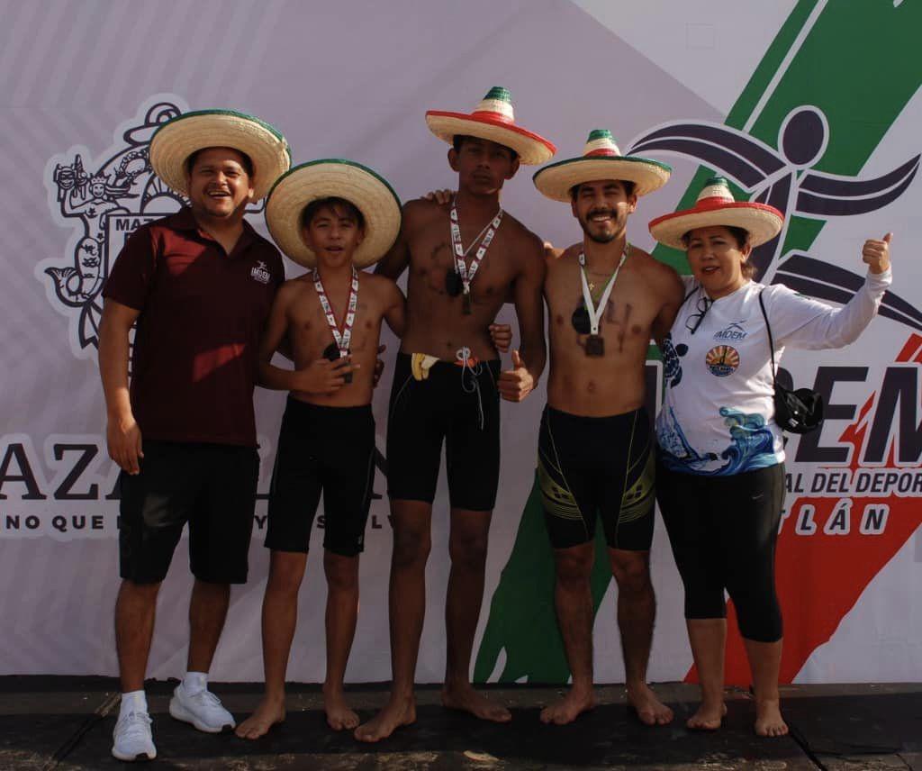 $!Mercado y Díaz dominan las aguas en Copa Independencia de Natación