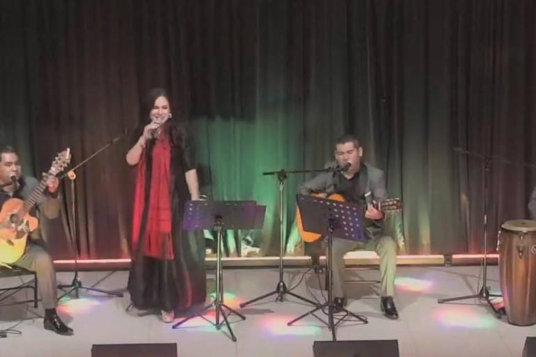 Contagia Ensamble Oros de nostalgia y romance