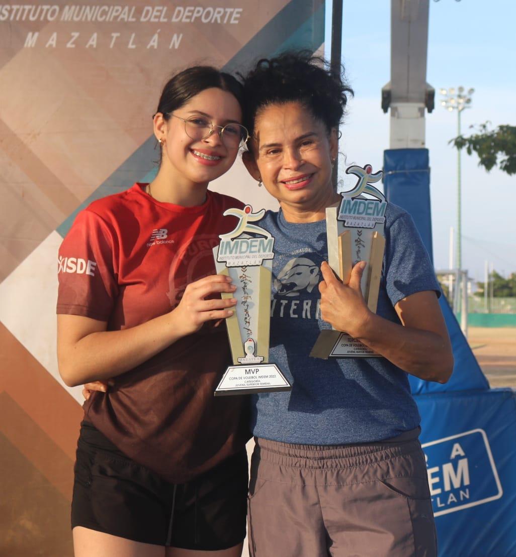 $!Guasave y Panteras Culiacán, campeones de Copa de Voleibol Imdem