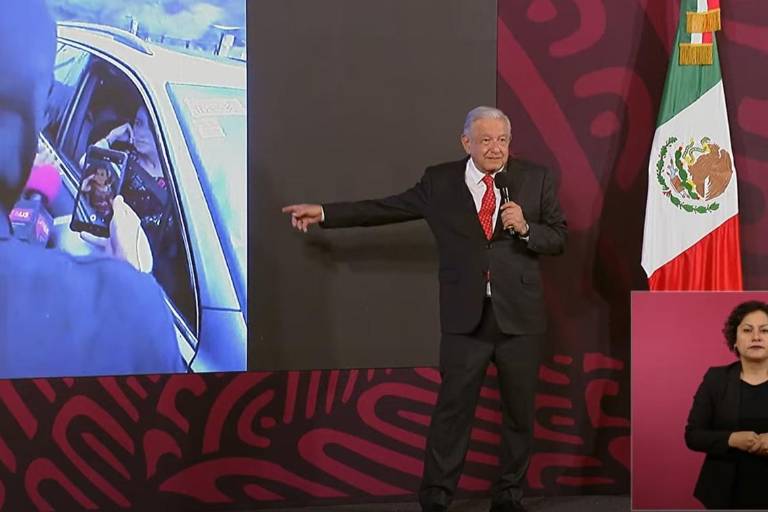 Retén con encapuchados, que detuvo a Sheinbaum en Chiapas, es montaje, afirma AMLO