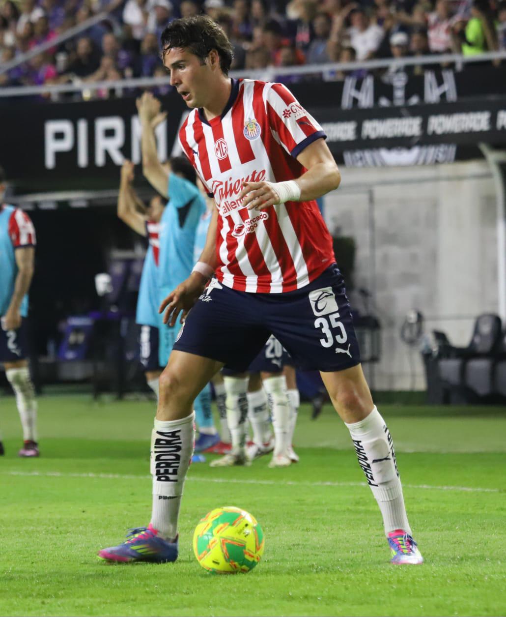 $!Mazatlán rescata el empate en un partido de locura y drama frente a las Chivas