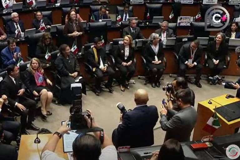 Rinden protesta los nueve nuevos ministros y ministras de la SCJN