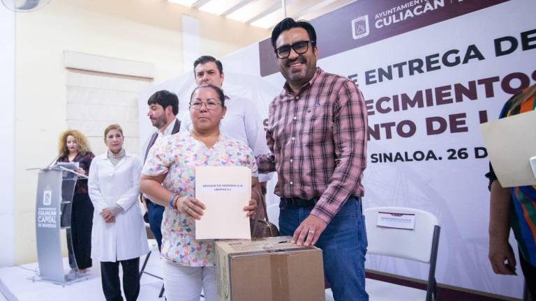 Con esta entrega se beneficiaron 37 centros de rehabilitación de Culiacán.