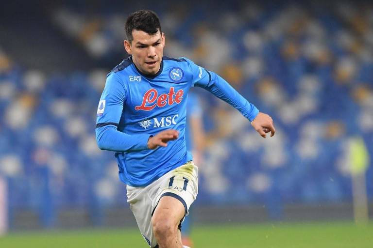 Hirving Lozano da positivo a coronavirus y será baja con el Nápoles