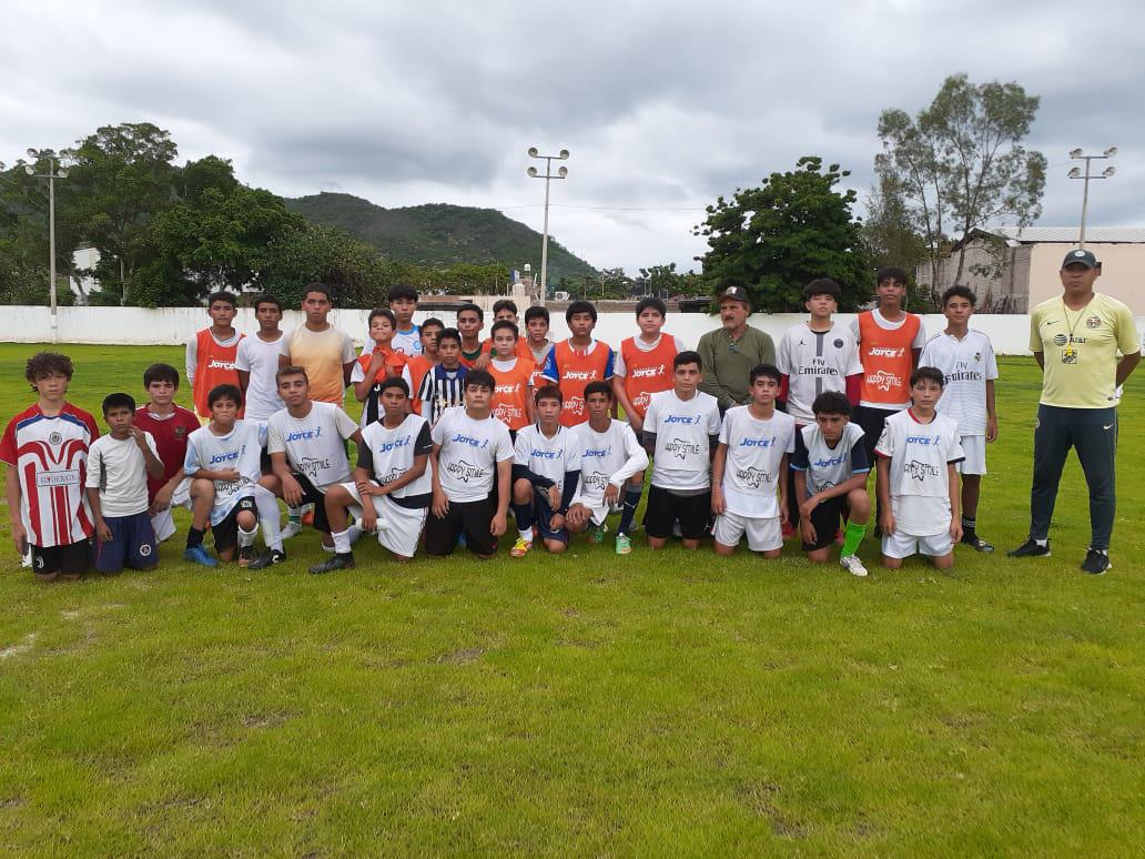 $!Seleccionan en Rosario a seis jóvenes futbolistas en visorías del Club América