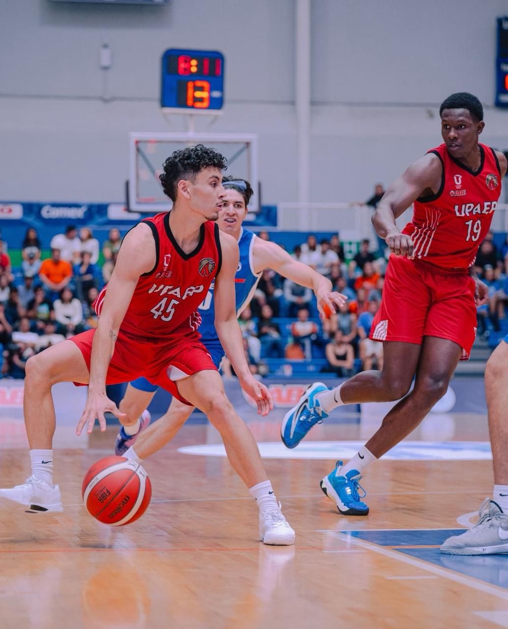 $!‘Mambito’ vuela alto con UPAEP: el talento mazatleco que brilla en el basquetbol universitario