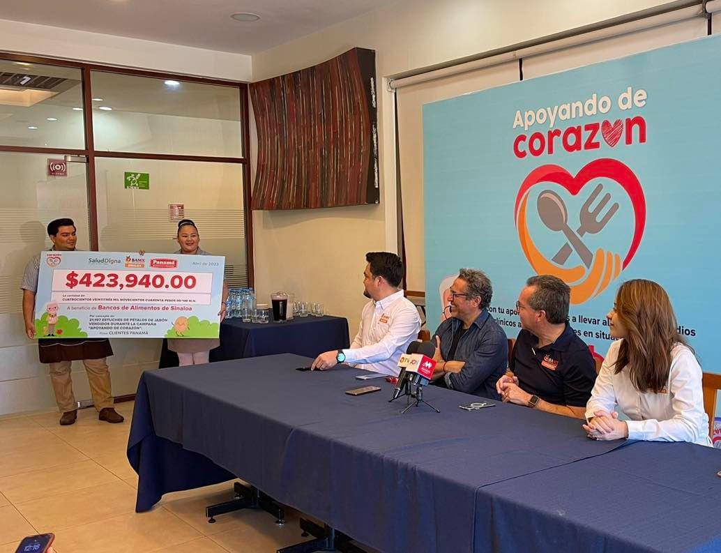 $!Bancos de Alimentos de Sinaloa recibe el cheque simbólico.