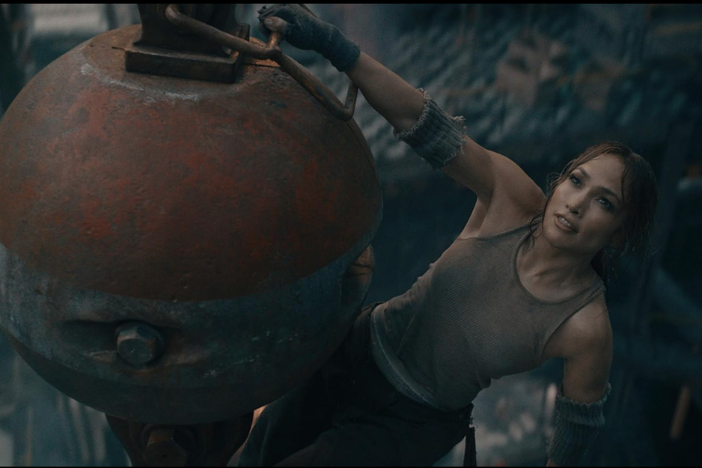 Lanza JLO su nuevo proyecto visual llamado ‘This is me...Now’