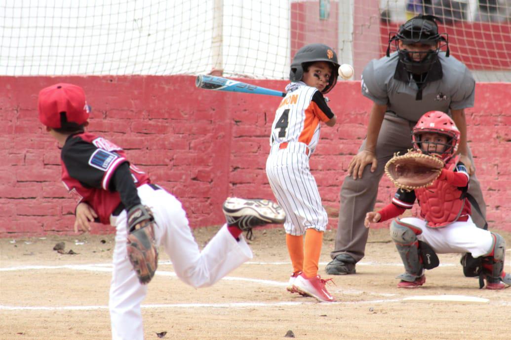 $!Cerveceros-Sonora inicia apaleando en el Mazatlán Baseball Tournament
