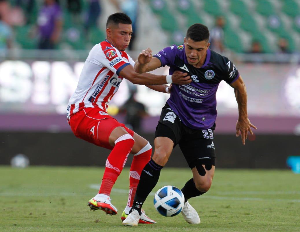 $!‘En siete partidos, seis penales en contra es increíble’: Beñat San José