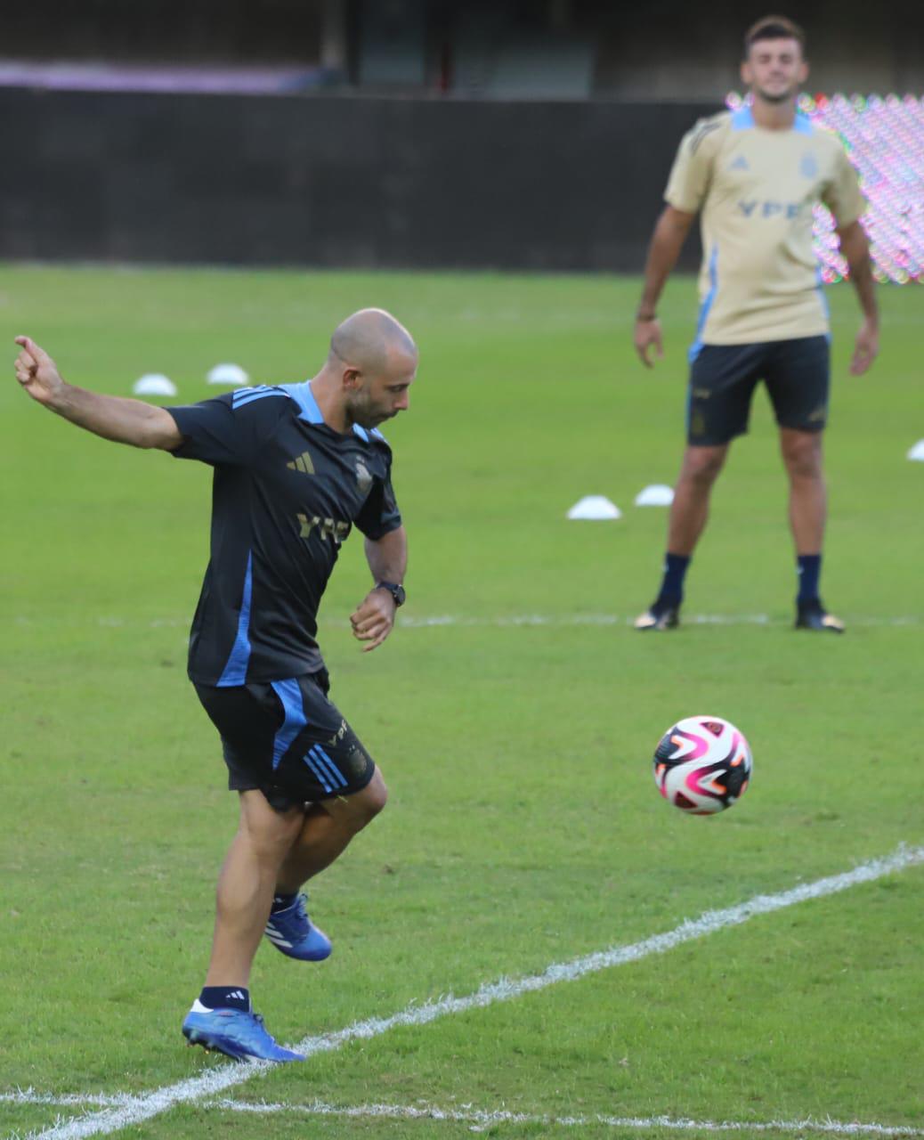 $!Entrena y reconoce terreno Argentina Sub 23 en el Estadio El Encanto