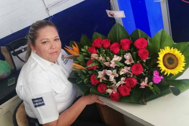 Ana Julia orgullosa de ser de una de las primeras mujer tránsito en el sur de Sinaloa