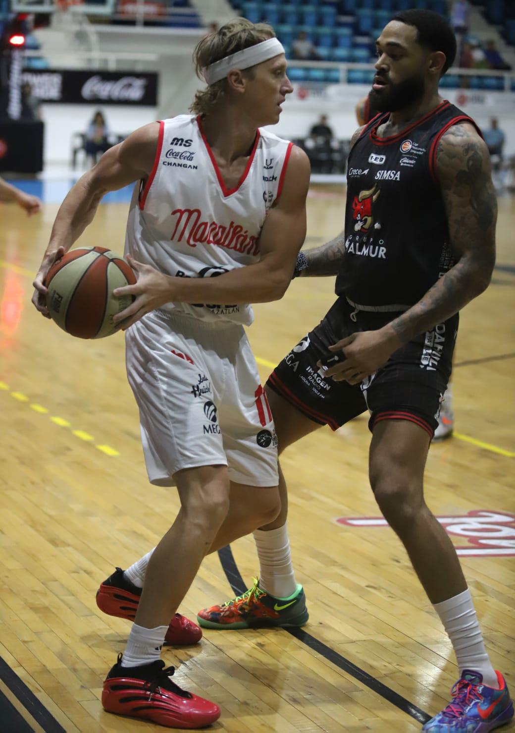$!Venados Basketball inicia serie en casa con victoria sobre Toros Laguna