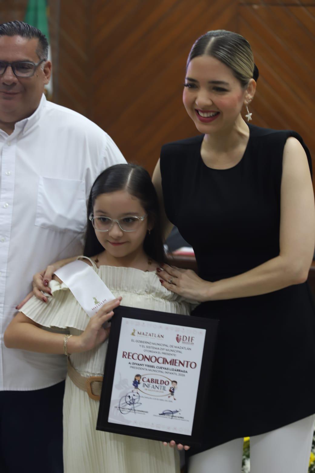 $!Divany Yissel llama a construir un mejor futuro para los niños en Mazatlán