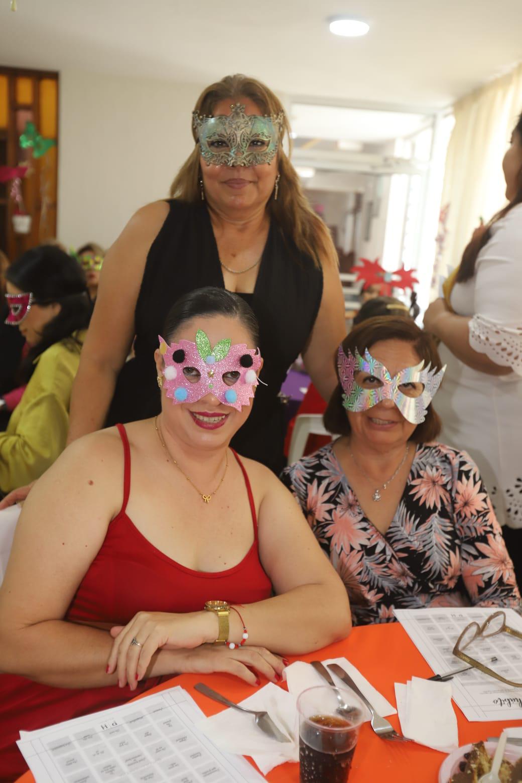 $!Lulu González, Lucero Romero y Rosa Isela Arellano.