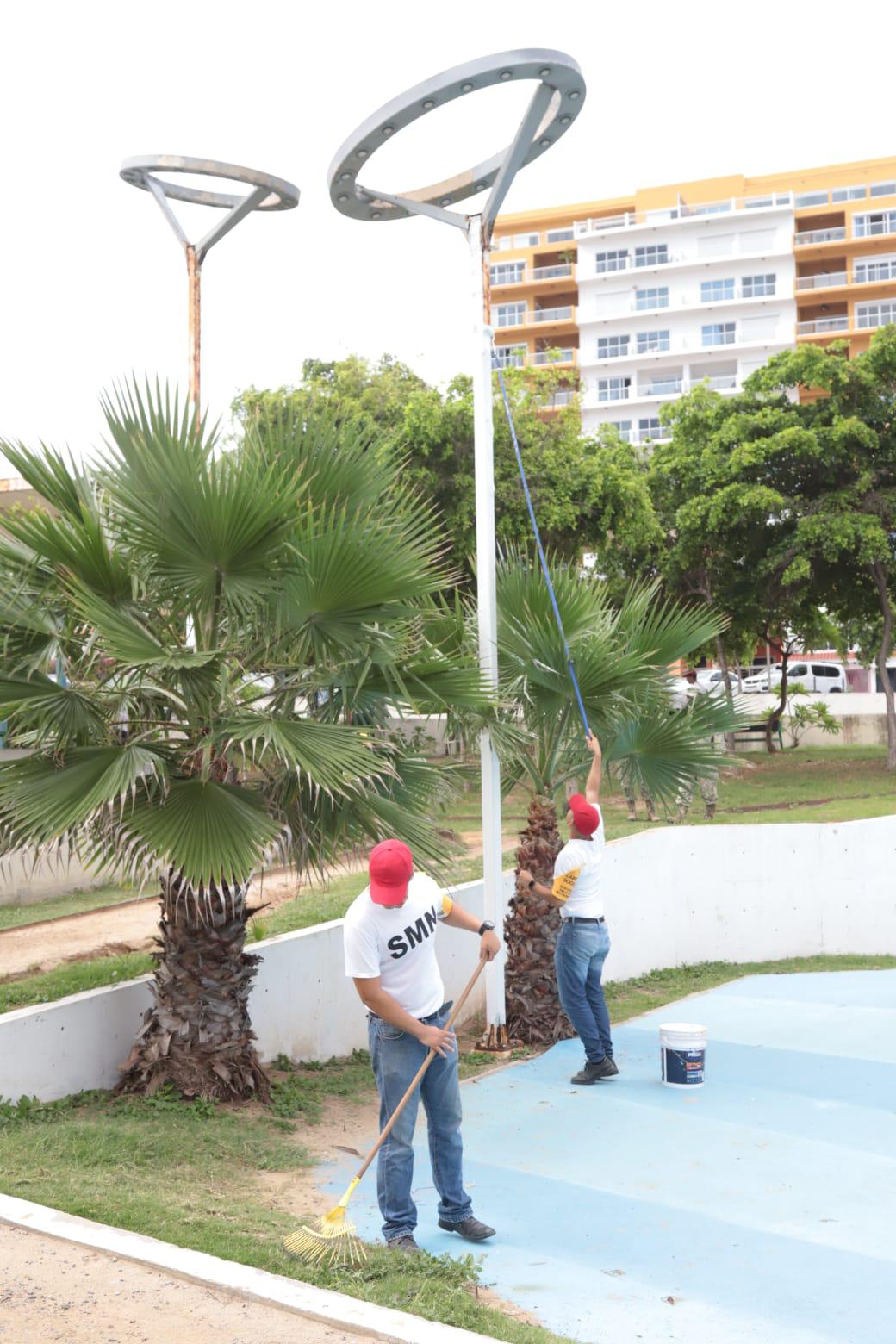 $!Recibe jornada de limpieza y restauración Parque Ciudades Hermanas