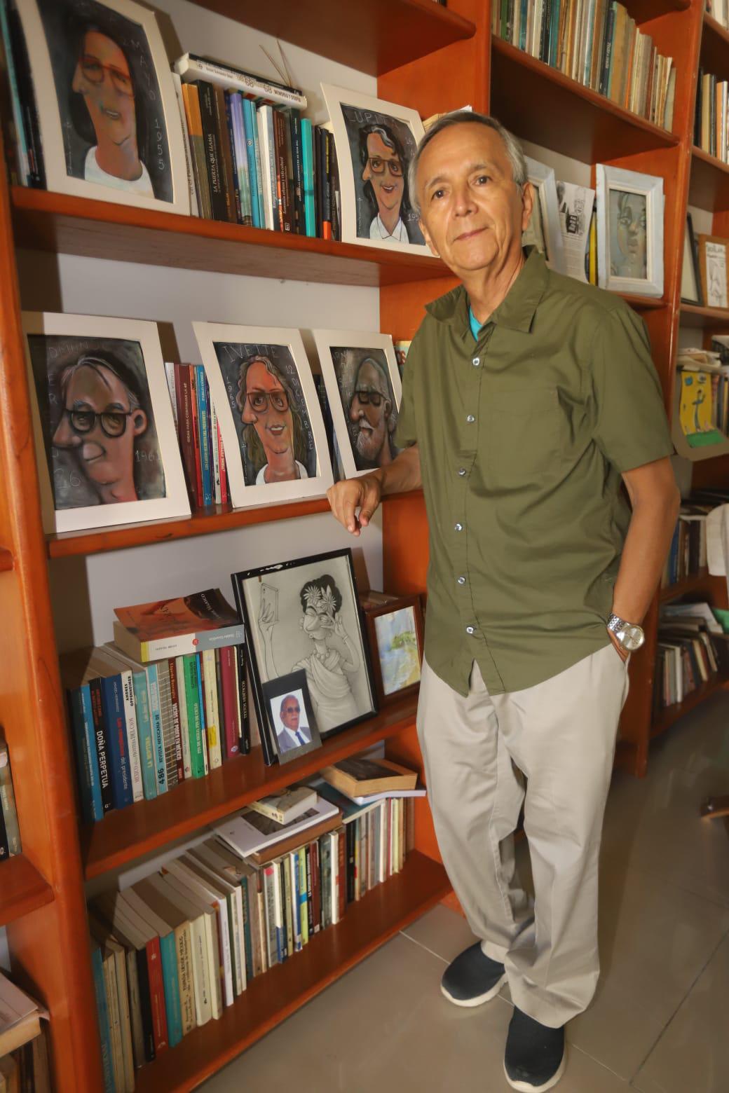 $!El autor busca impulsar a escritores jóvenes, con la creación del Premio de Literatura José Luis Franco.