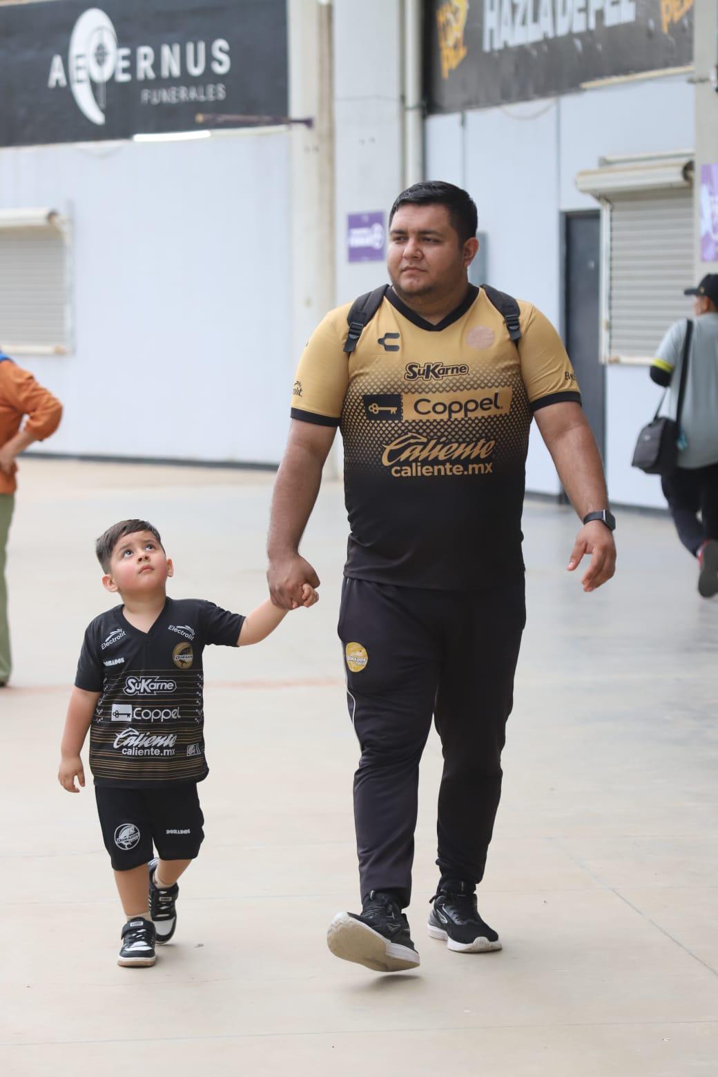 $!El debut de Dorados en Mazatlán decepciona por la escasa asistencia en El Encanto