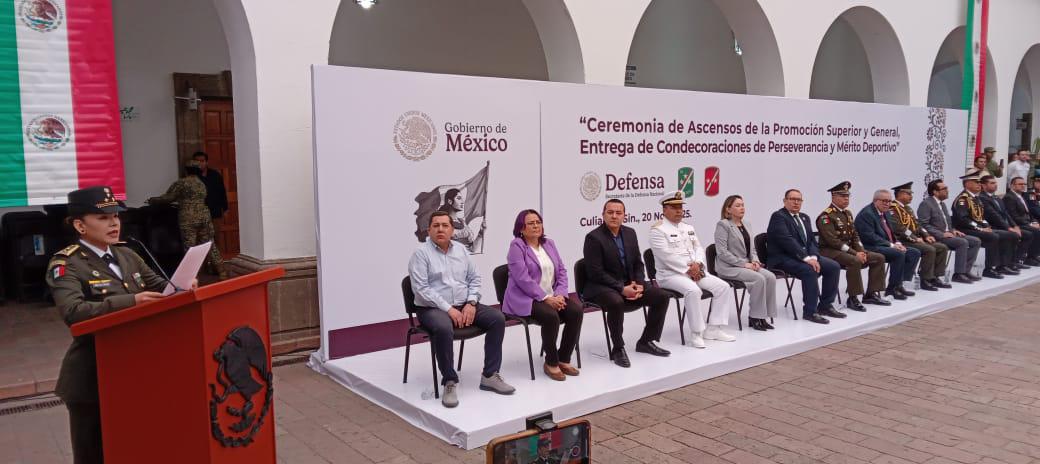 $!Reconocen a 72 integrantes del Ejército, Fuerza Aérea y Guardia Nacional con ascensos en Culiacán