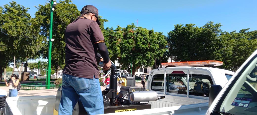 $!Rocha entrega 22 unidades móviles para fortalecer programa contra dengue en Sinaloa