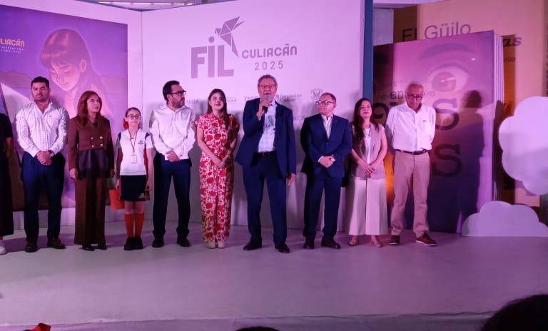 Regresa la Feria Internacional del Libro de Culiacán tras pausa por violencia