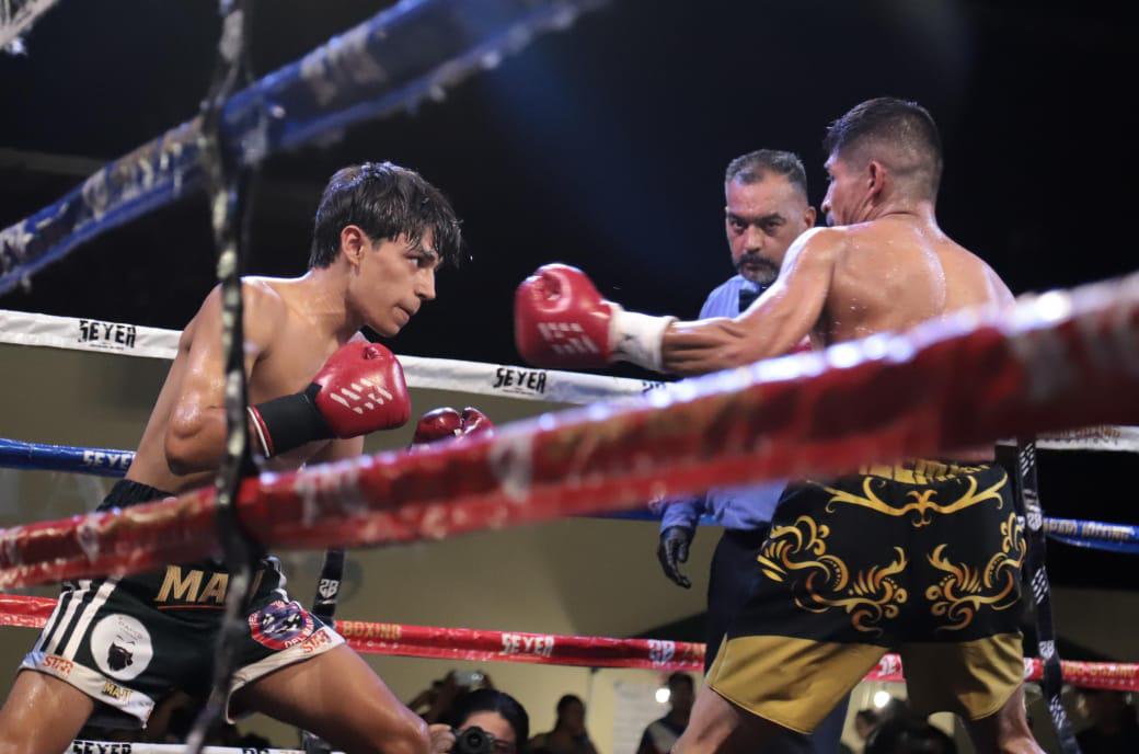 $!Mazatlecos defienden el terreno y salen victoriosos en la función Fuego en el Ring