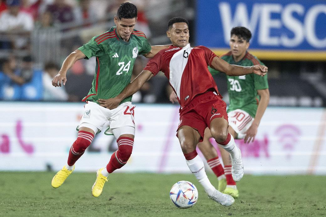 $!‘Chucky’ Lozano salvó de la catástrofe a la Selección Mexicana