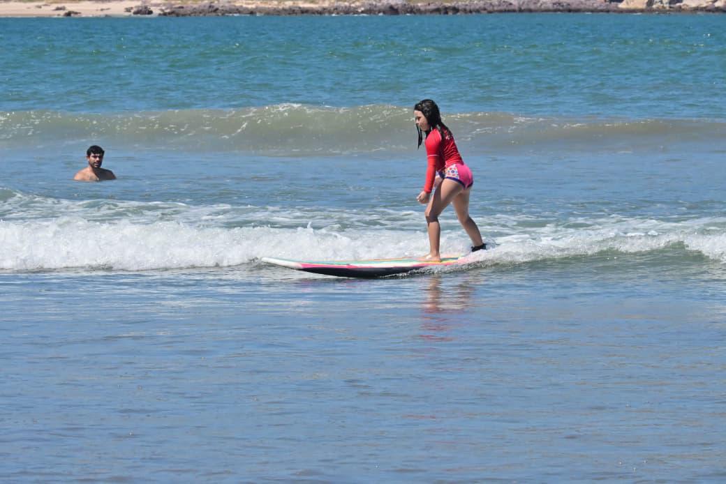 $!Celebran tercera edición del Torneo del Día del Surfillo en Playa Luna Bonita