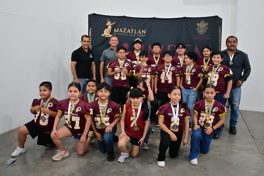 $!Redskins Mazatlán entrega galardones a lo más granado de sus filas