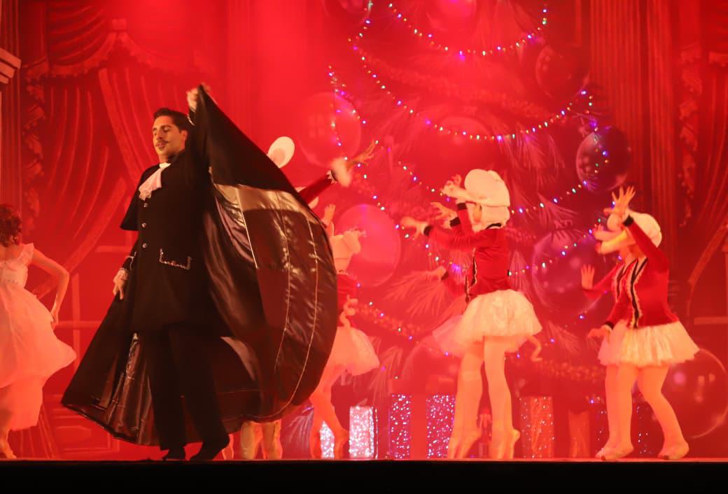 $!Gean Lee Panchi personificó a El Mago.