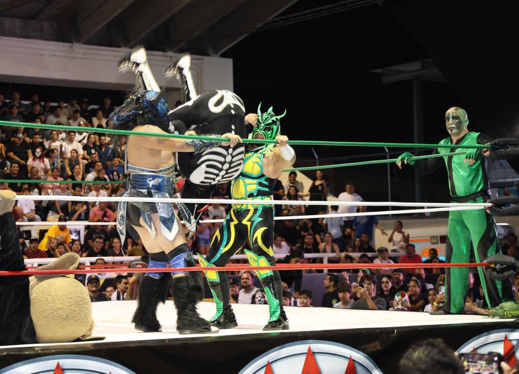 $!Mr. Iguana festeja en grande en regreso a Mazatlán