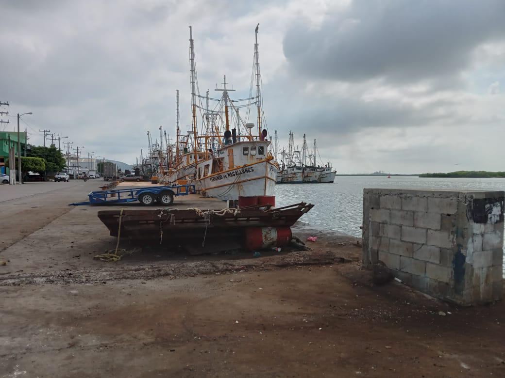 $!Por reparaciones, pocos barcos quedan por salir a altamar en Mazatlán