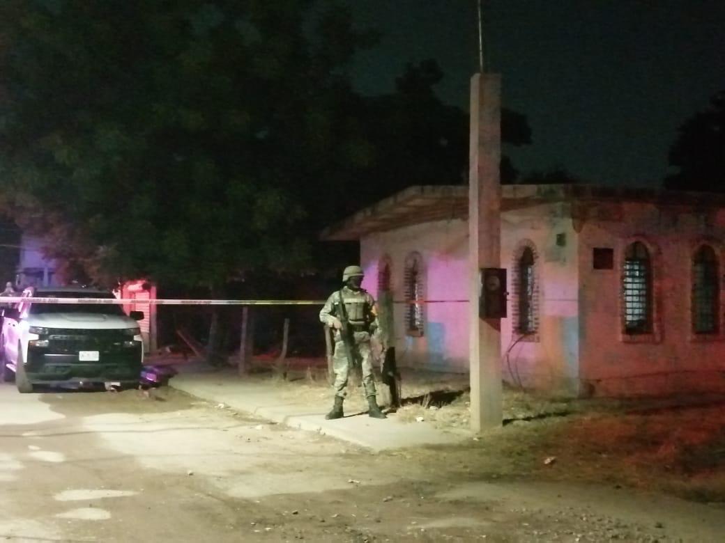 $!Asesinan a balazos a una persona en la Colonia Lázaro Cárdenas en Culiacán