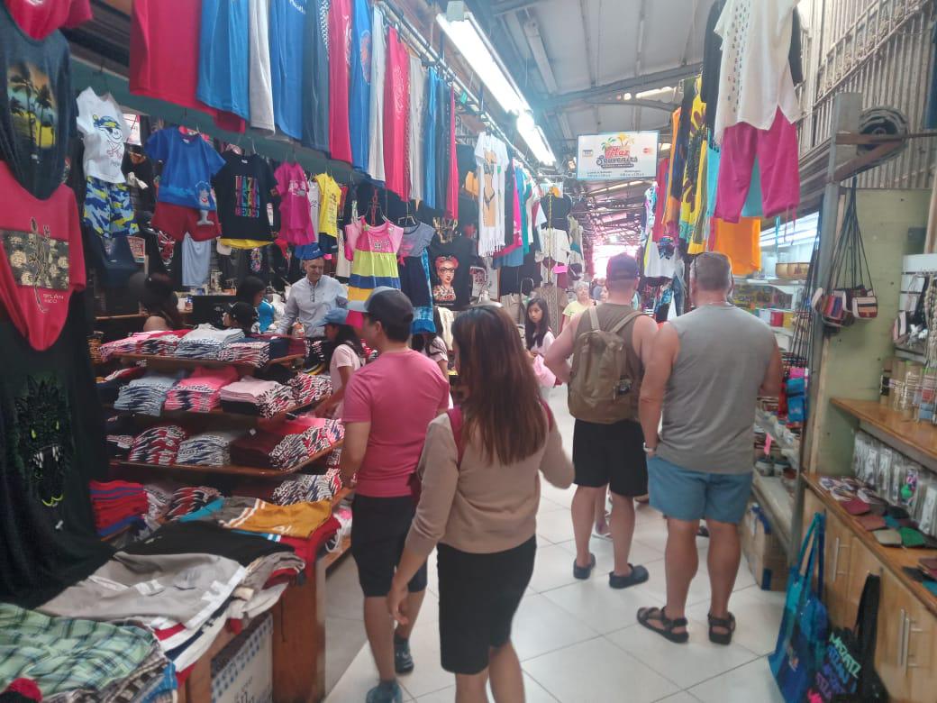 $!Llega crucero turístico con 5 mil 463 personas en total este martes a Mazatlán