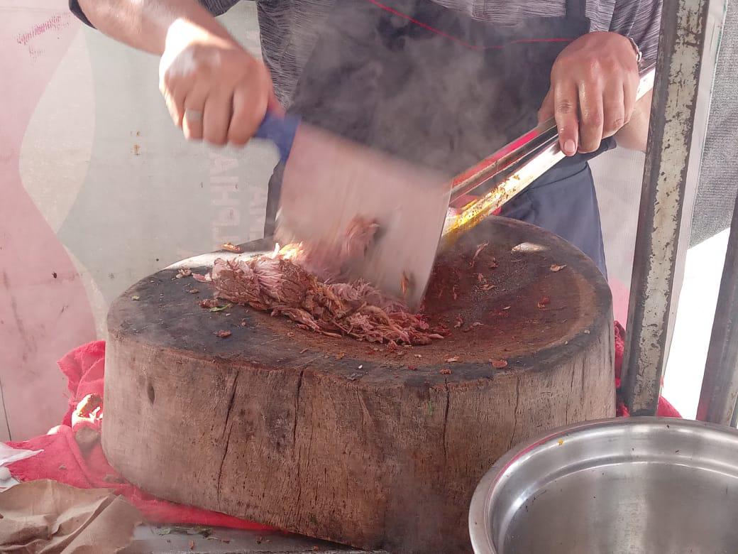 $!95 años y tres generaciones mantienen a taquería de Mazatlán en el gusto de comensales