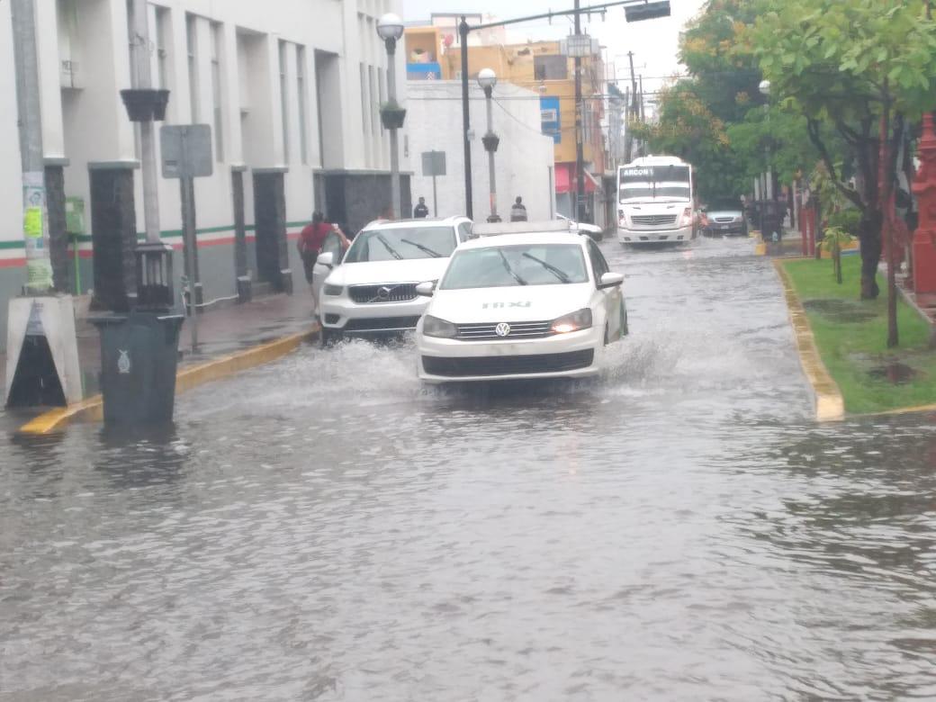 $!Las lluvias provocadas por la tormenta Enrique paralizan a Mazatlán