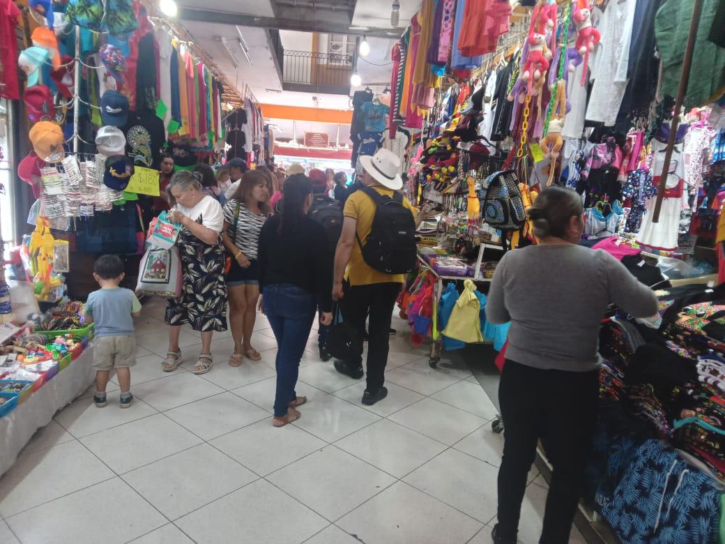 $!Llega crucero turístico con 5 mil 463 personas en total este martes a Mazatlán