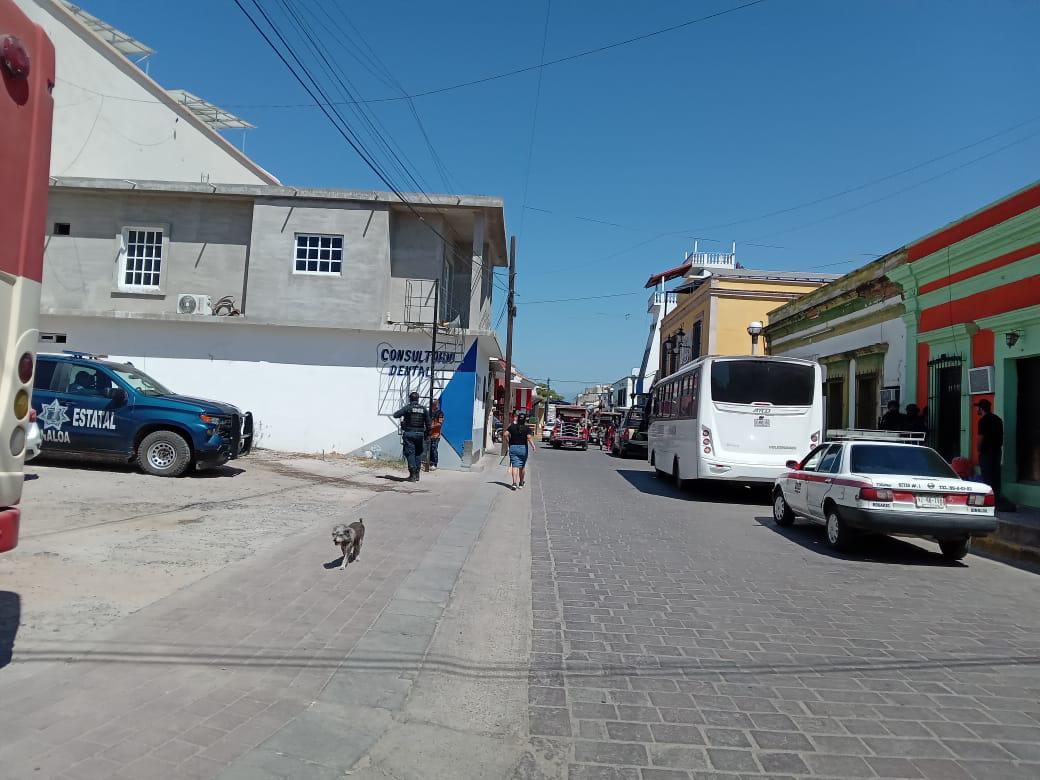 $!Apoyan a familias a descender de la zona serrana de Rosario para adquirir víveres